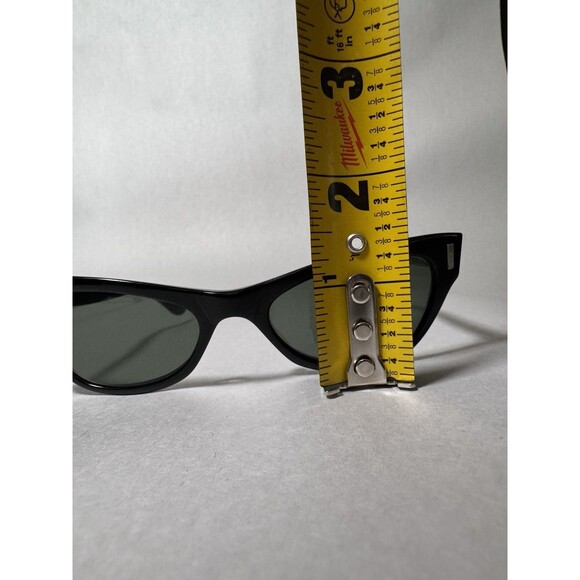 Vintage RAY-BAN B&L Black Cat Eye Sunglasses USA - Picture 12 of 13